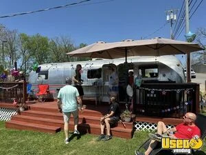 1973 1971 Kitchen Food Trailer Air Conditioning Tennessee for Sale