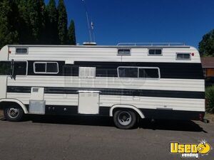 1973 Kitchen Food Truck All-purpose Food Truck Cabinets Oregon for Sale