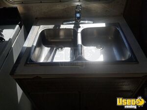 1973 Kitchen Food Truck All-purpose Food Truck Hand-washing Sink Oregon for Sale