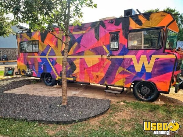 1973 Mobile Kitchen Unit All-purpose Food Truck Texas for Sale