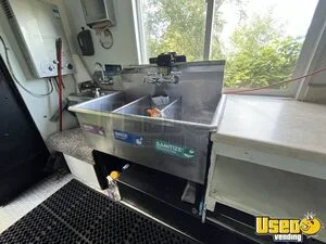 1973 P30 Step Van All-purpose Food Truck Flatgrill New York Gas Engine for Sale