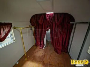 1973 Regal Emperor Mobile Boutique 28 Oregon for Sale