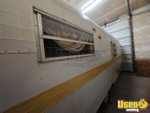 1973 Regal Emperor Mobile Boutique Exterior Lighting Oregon for Sale