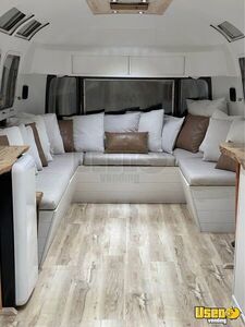 1973 Sovereign Land Yacht Airstream 8 Oregon for Sale