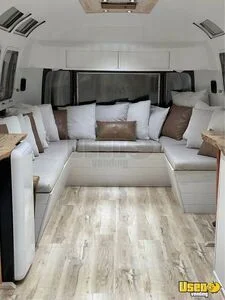 1973 Sovereign Land Yacht Airstream 8 Oregon for Sale