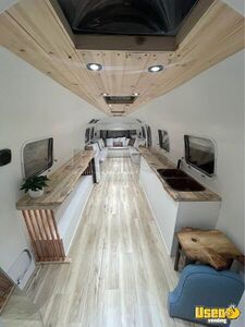 1973 Sovereign Land Yacht Airstream Additional 2 Oregon for Sale