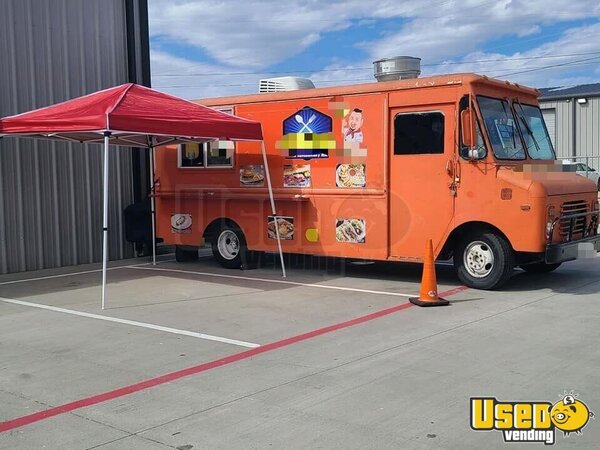 1973 Step Van Kitchen Food Truck All-purpose Food Truck Texas for Sale