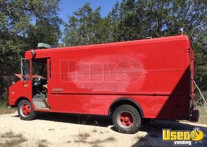 1974 P30 Empty Step Van Truck Stepvan Stainless Steel Wall Covers Texas Gas Engine for Sale