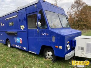 1974 P30 Kitchen Food Truck All-purpose Food Truck Ohio Gas Engine for Sale