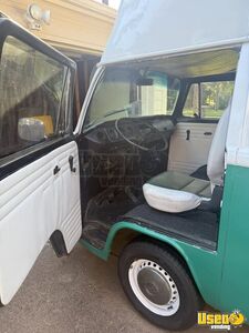 1974 Van All-purpose Food Truck Gray Water Tank Texas Gas Engine for Sale