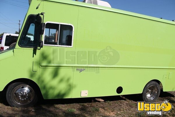 1975 Kurbmaster Step Van Kitchen Food Truck All-purpose Food Truck Texas Gas Engine for Sale