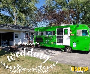 1976 Commander Vintage Food Truck All-purpose Food Truck Alabama Gas Engine for Sale