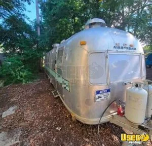 1976 Excella Kitchen Food Trailer Air Conditioning Tennessee for Sale