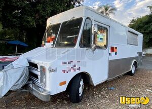 1976 Kitchen Food Truck All-purpose Food Truck Awning California Gas Engine for Sale