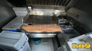 1976 Kitchen Food Truck All-purpose Food Truck Deep Freezer California Gas Engine for Sale