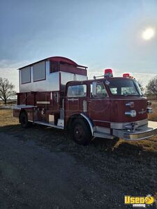 Vintage - 1976 28' LaFrance Fire Truck Pizza and Event Catering Unit for Sale in Oklahoma!