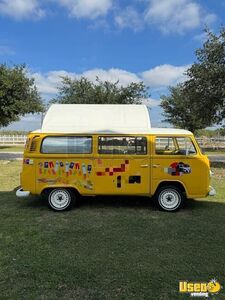 1976 T2 Lunch Serving Food Truck Concession Window Texas Gas Engine for Sale