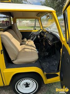 1976 T2 Lunch Serving Food Truck Interior Lighting Texas Gas Engine for Sale