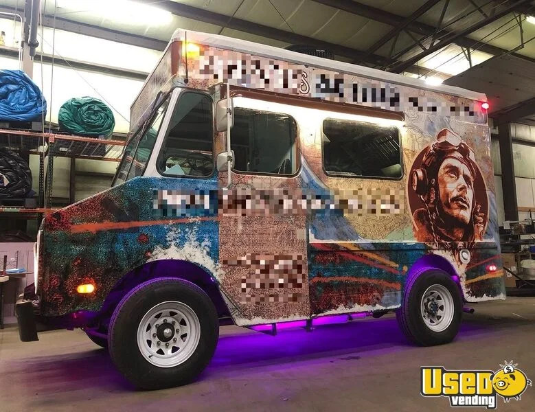 19761986 Custom All-purpose Food Truck Maine Gas Engine for Sale