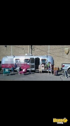 1977 Airstream 32 Feet Mobile Business Texas for Sale