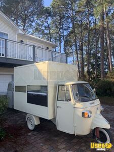 1977 Ape Mp 600 Three Wheeler Mini Coffee Truck Coffee & Beverage Truck Florida Gas Engine for Sale