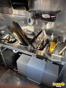 1977 Food Truck All-purpose Food Truck Hand-washing Sink Florida Gas Engine for Sale
