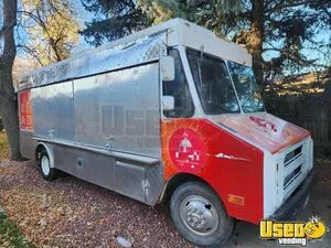1977 Kitchen Food Truck All-purpose Food Truck Colorado Gas Engine for Sale