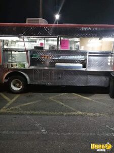 1977 Kitchen Food Truck All-purpose Food Truck Diamond Plated Aluminum Flooring Colorado Gas Engine for Sale