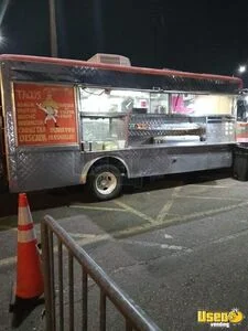 1977 Kitchen Food Truck All-purpose Food Truck Stainless Steel Wall Covers Colorado Gas Engine for Sale