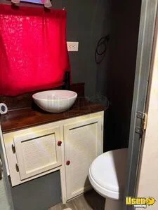 1977 Land Yacht Sovereign Airstream Electrical Outlets Mississippi for Sale