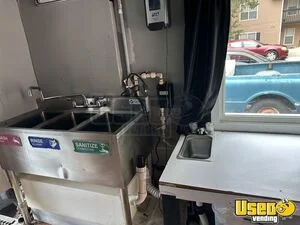 1977 P30 All-purpose Food Truck Flatgrill Georgia Gas Engine for Sale