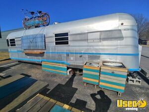 1977 Silver Streak Supreme Continental Kitchen Food Concession Trailer Kitchen Food Trailer Arkansas for Sale