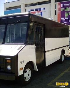 1977 Step Van Food Truck All-purpose Food Truck Concession Window California Gas Engine for Sale