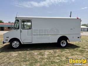 Ready to Convert - 20' Chevrolet Step Van | Empty Truck for Mobile Business for Sale in Texas!