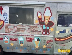 1978 Box Truck All-purpose Food Truck Bathroom New Jersey for Sale