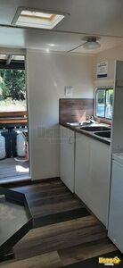 1978 Camper Food Truck All-purpose Food Truck Deep Freezer British Columbia Gas Engine for Sale