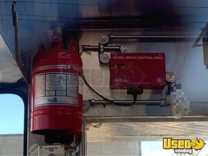 1978 Food Truck All-purpose Food Truck Electrical Outlets California Gas Engine for Sale