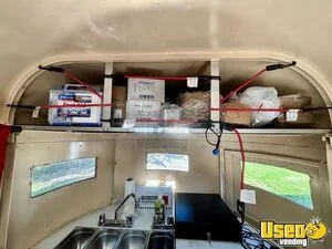 1978 Horse Trailer Concession Trailer Interior Lighting Michigan for Sale