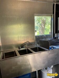 1978 Kitchen Food Truck All-purpose Food Truck Triple Sink Michigan Gas Engine for Sale