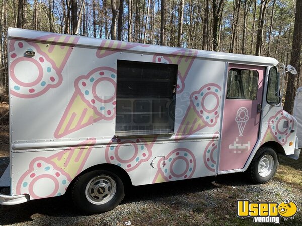 1978 P30 Ice Cream Truck Ice Cream Truck North Carolina Gas Engine for Sale