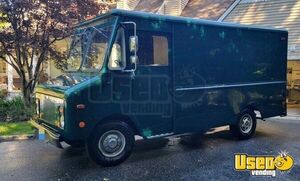 1978 P30 Step Van Stepvan Transmission - Manual New York Gas Engine for Sale