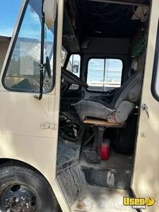 1978 P3500 Step Van Kitchen Food Truck All-purpose Food Truck Spare Tire Arizona Gas Engine for Sale