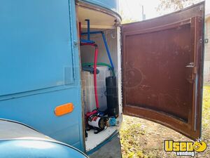 1978 Two Horse Concession Trailer Concession Trailer Fire Extinguisher Texas for Sale