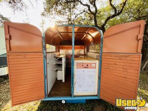 1978 Two Horse Concession Trailer Concession Trailer Refrigerator Texas for Sale