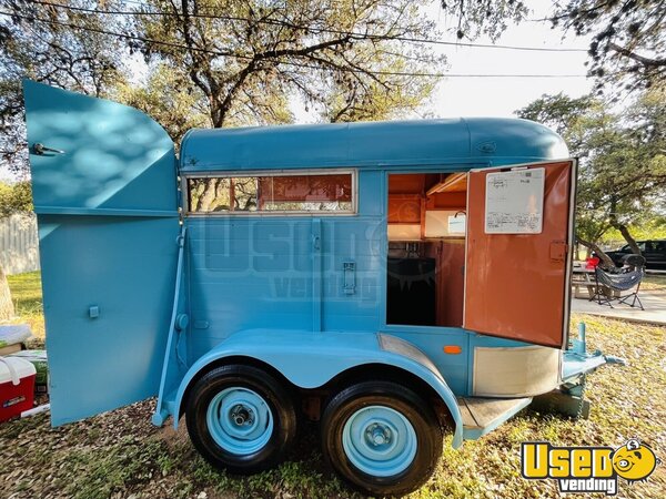 1978 Two Horse Concession Trailer Concession Trailer Texas for Sale