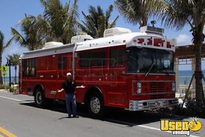 1978 Wander Lodge Bus Kitchen Food Truck All-purpose Food Truck Florida Diesel Engine for Sale