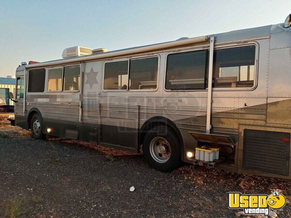 1979 Bus All-purpose Food Truck Washington Diesel Engine for Sale