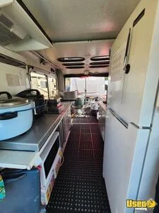 1979 Kurbmaster Jr All-purpose Food Truck Refrigerator British Columbia Gas Engine for Sale