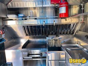 1979 Kurbmaster Step Van Kitchen Food Truck All-purpose Food Truck Stainless Steel Wall Covers California Gas Engine for Sale