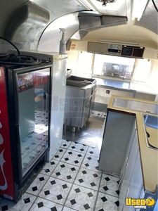 1979 Land Yacht Concession Trailer Cabinets Tennessee for Sale